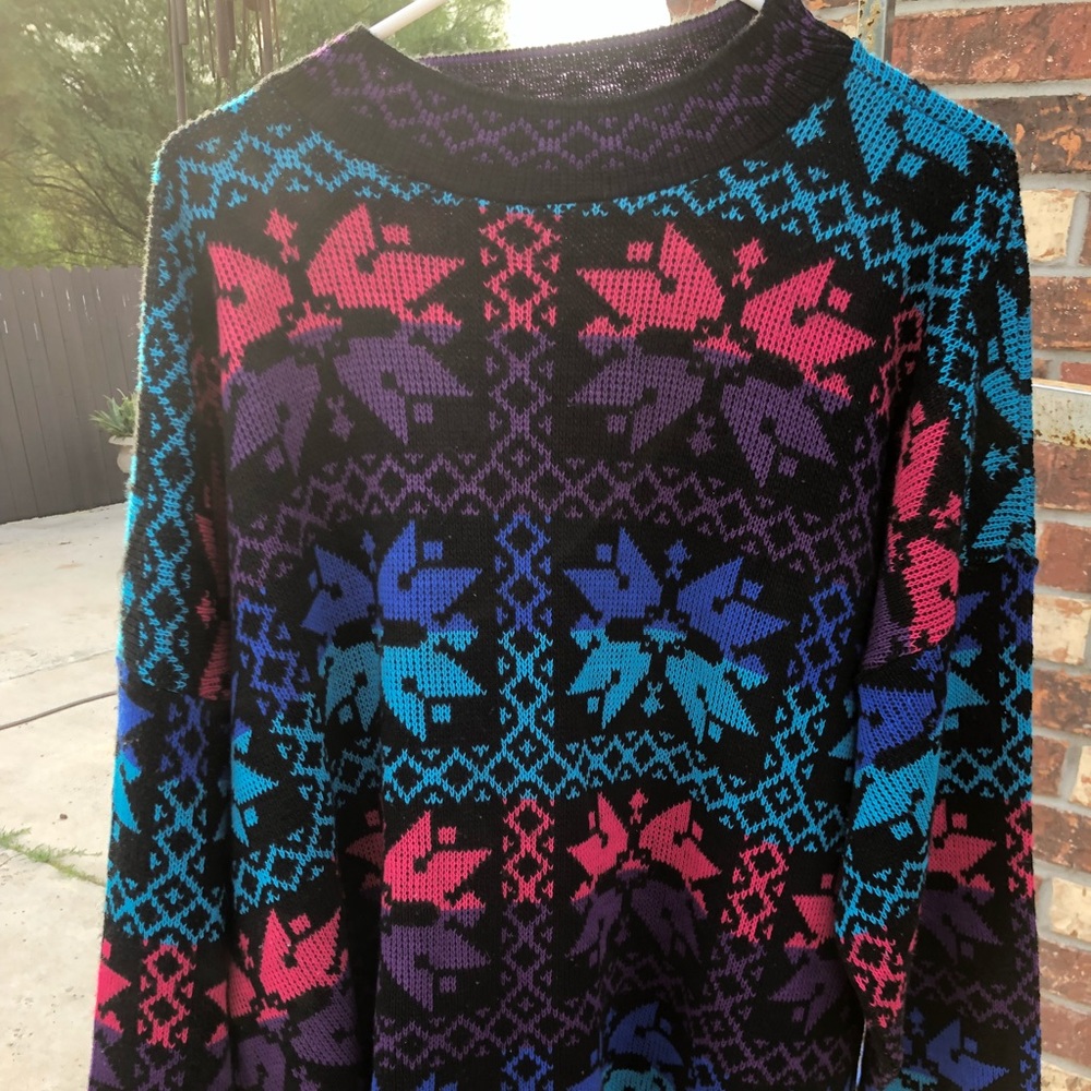 Retro pattern sweater